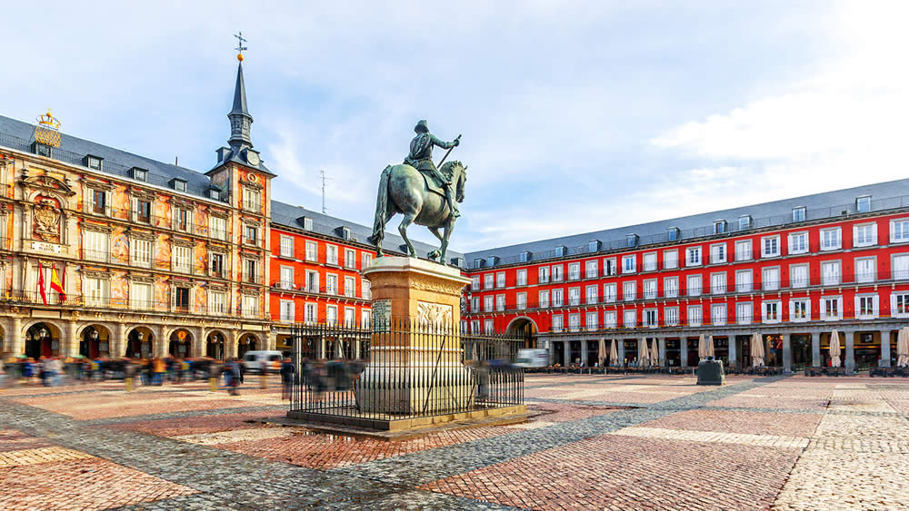 Plaza de Armas Madrid España